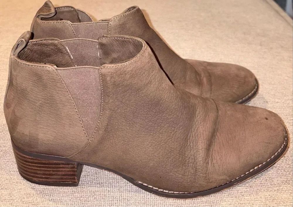 Sole Society booties size 8